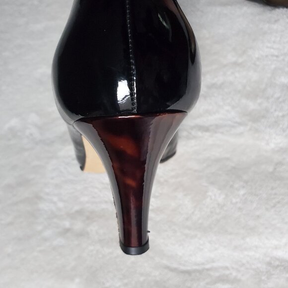 Anyi Lu Emily Black Patent Leather Round Toe Pumps size 41 - Picture 15 of 15